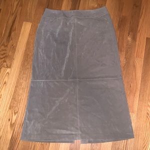 Gorgeous green midi skirt